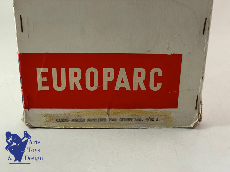 Antique toys CIJ EUROPARC REF 9/31A RENAULT SAVIEM RED CEMENT TRUCK! 1960