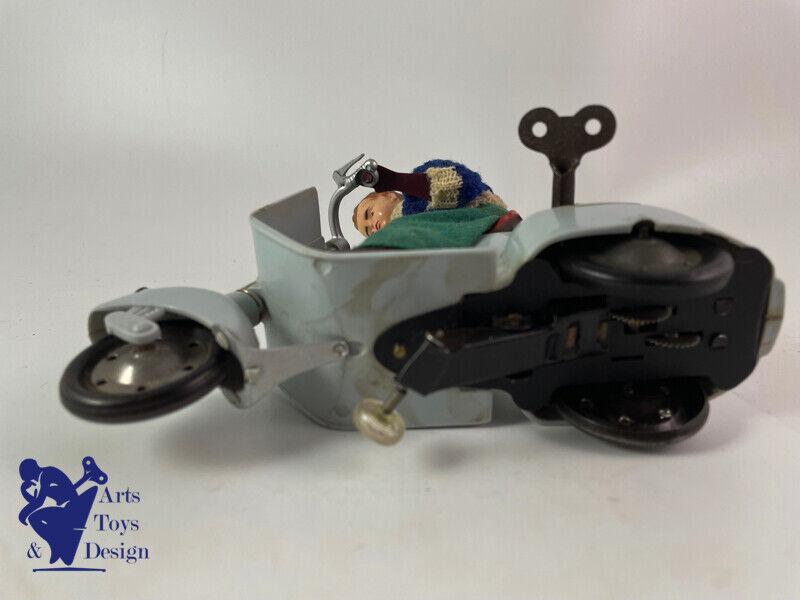 Antique toy paya rare scooter vespa clockwork l.16 cm c.1950