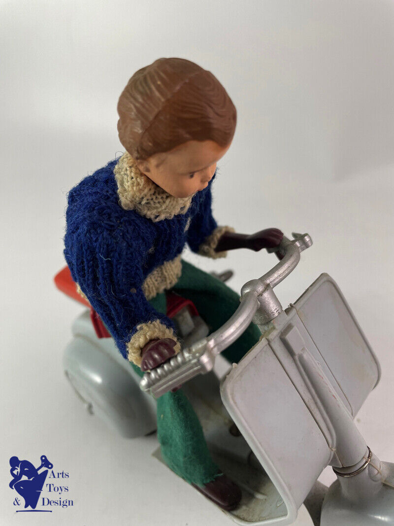 Antique toy paya rare scooter vespa clockwork l.16 cm c.1950