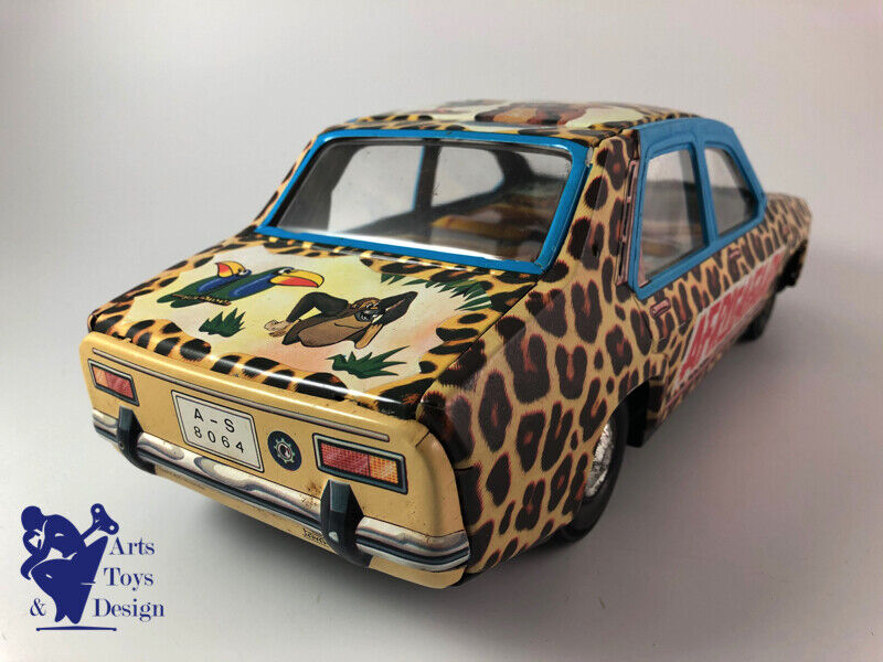 Antique toy paya 8064 1/12 Renault 12 S Safari Tin Friction 37cm
