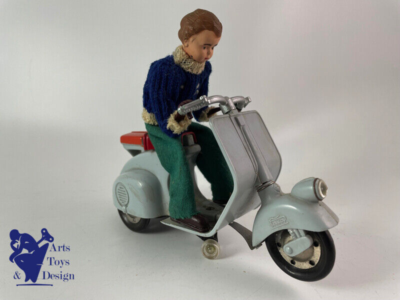 Antique toy paya rare scooter vespa clockwork l.16 cm c.1950