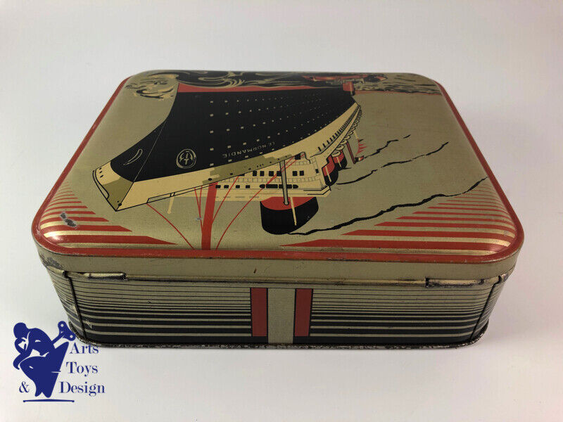 Antique tin biscuits box Company General Transatlantic Normandy 1935