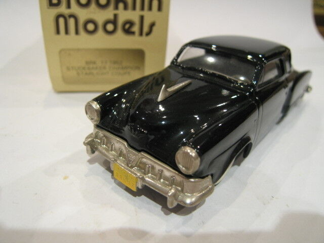 1/43 Brooklin 17 Studebaker Champion Starlight Cup 1952 Black