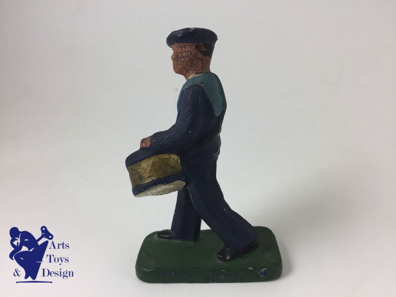 JRD Figure France circa 1935 Soldier Sailor Walking with drum H 9.5cm