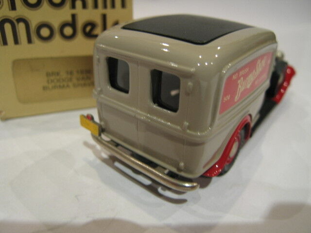 1/43 Brooklin 16 Dodge Van Burma Shave 1935
