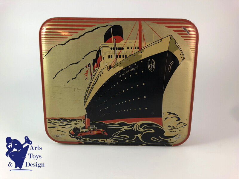 Antique tin biscuits box Company General Transatlantic Normandy 1935