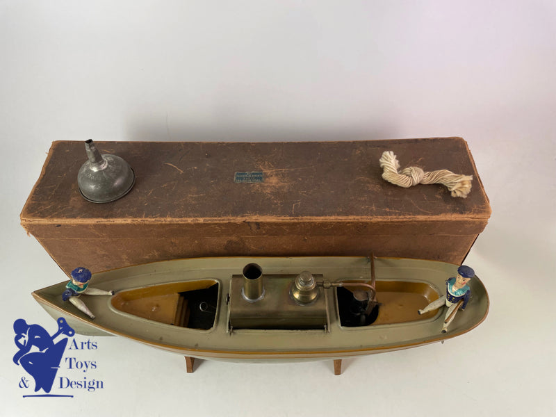Antique toys Radiguet steam boat 42cm circa 1900 with box and sailors