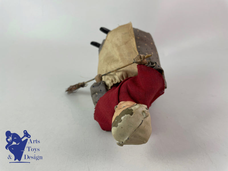 Antique toy Fernand Martin 147 La Portiere circa 1895 h 16.5cm