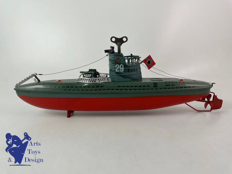 Antique toys Arnold Ref 2005 Submarine U Boat Clockwork Circa 1937