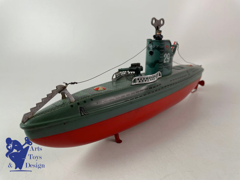 Antique toys Arnold Ref 2005 Submarine U Boat Clockwork Circa 1937