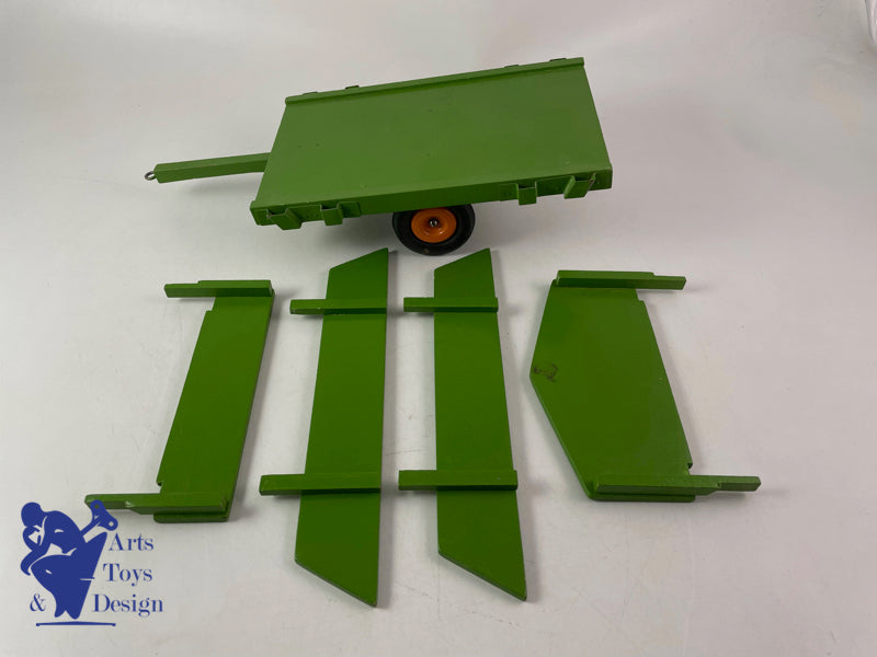 Antique toys CIJ Ref 8/60 Wood trailer for Renault tractor circa 1952