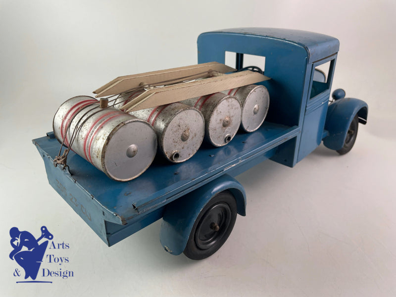 Antique toys CIJ 6/15 Renault 5T fuel tin truck clockwork circa 1950
