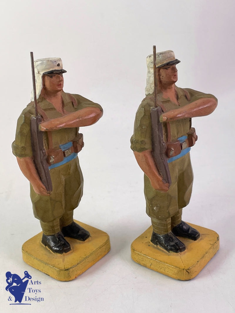 JRD FIGURINE LEGIONNAIRE AU FIXE 1935 H 10CM