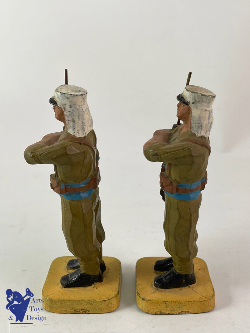 JRD Legionnaire figure standing at attention circa 1935 h 10cm 2 pieces