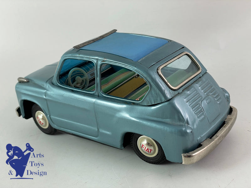BANDAI 743 FIAT 600 DECOUVRABLE BLEU FRICTION VERS 1960