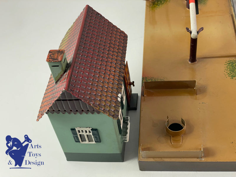 MARKLIN TRAIN 0 OU 1 PASSAGE A NIVEAU MECANIQUE VERS 1930