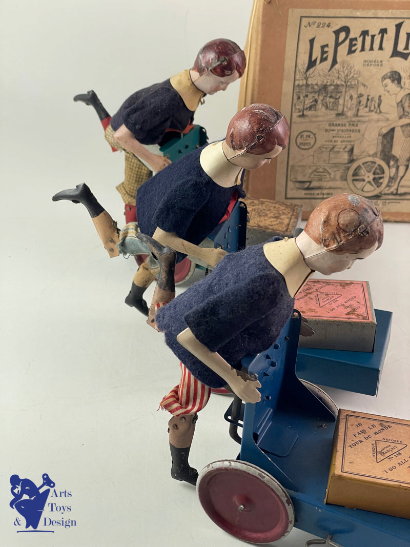 Jouet Fernand Martin 224 Type 1 The Little Delivery man clockwork 1911