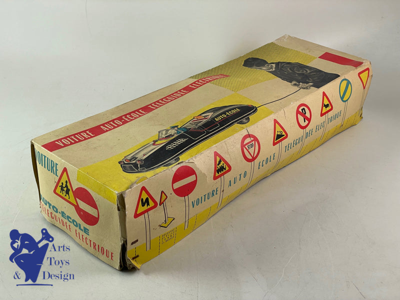 FRANCE JOUETS DRIVING SCHOOL CAR REMOTE CONTROL 34cm C.1960