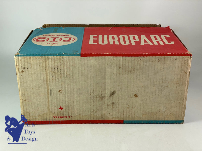 CIJ 9/26 RENAULT SAVIEM FIRE TRUCK CLOCKWORK 1960