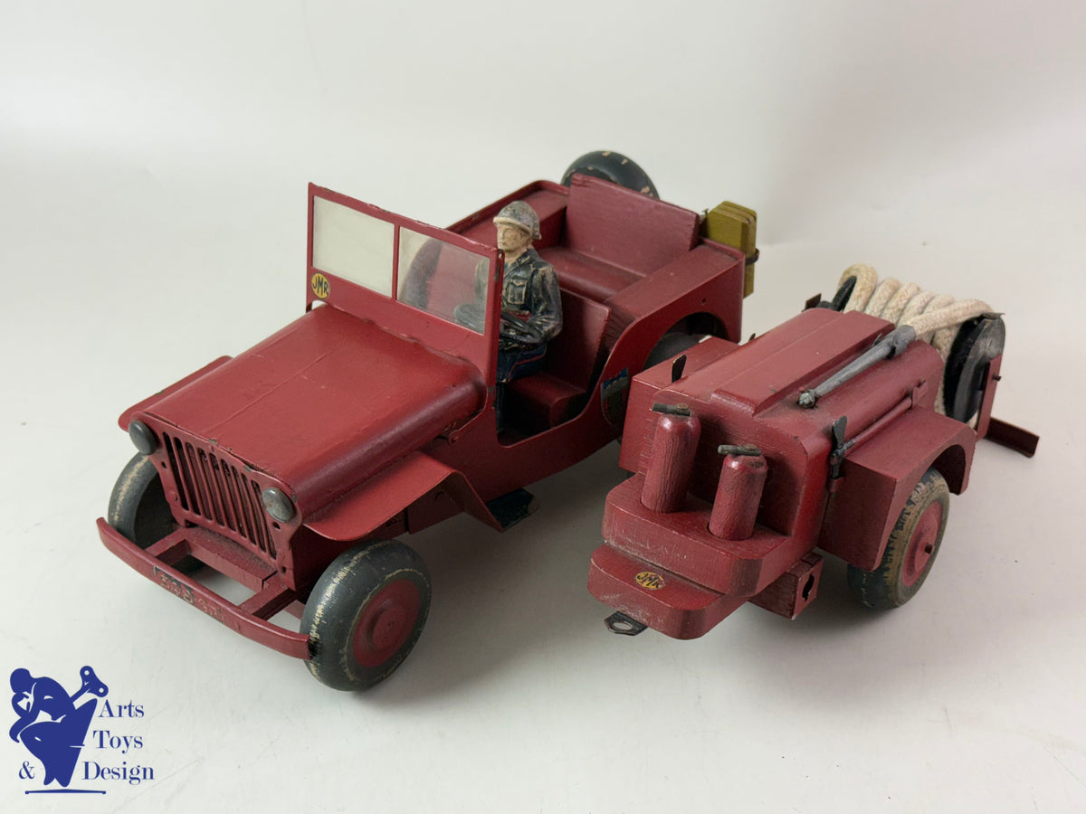 Antique toys JMR LORENZI RARE JEEP WOOD AND STEEL FIREFIGHTER WITH TRAILER L 43CM