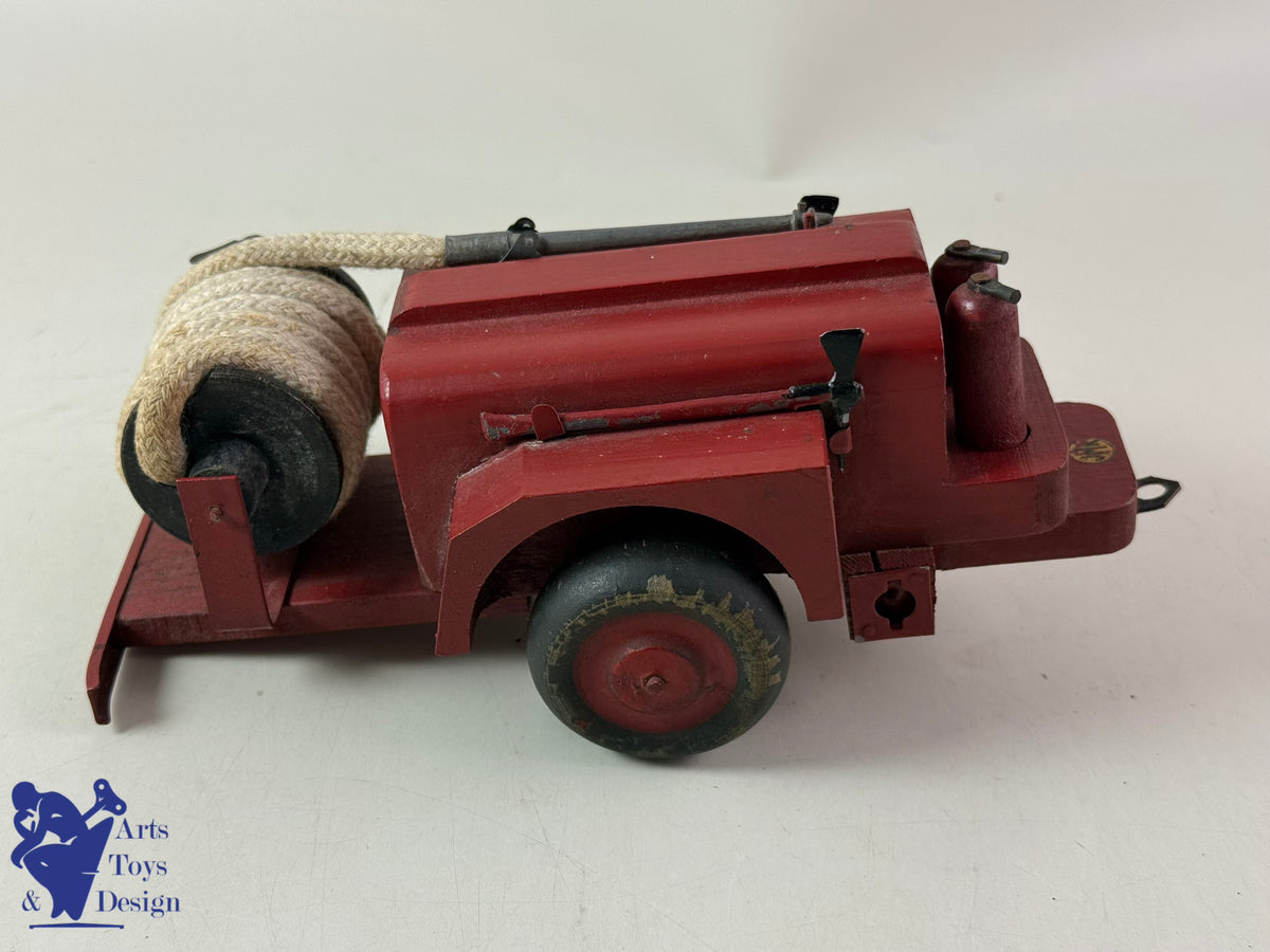 Antique toys JMR LORENZI RARE JEEP WOOD AND STEEL FIREFIGHTER WITH TRAILER L 43CM