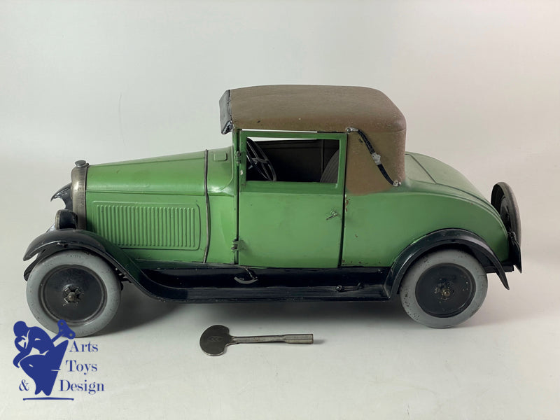 Antique toys Citroen False Cabriolet C6 1/10 ° 2 tones of mechanical green around 1929