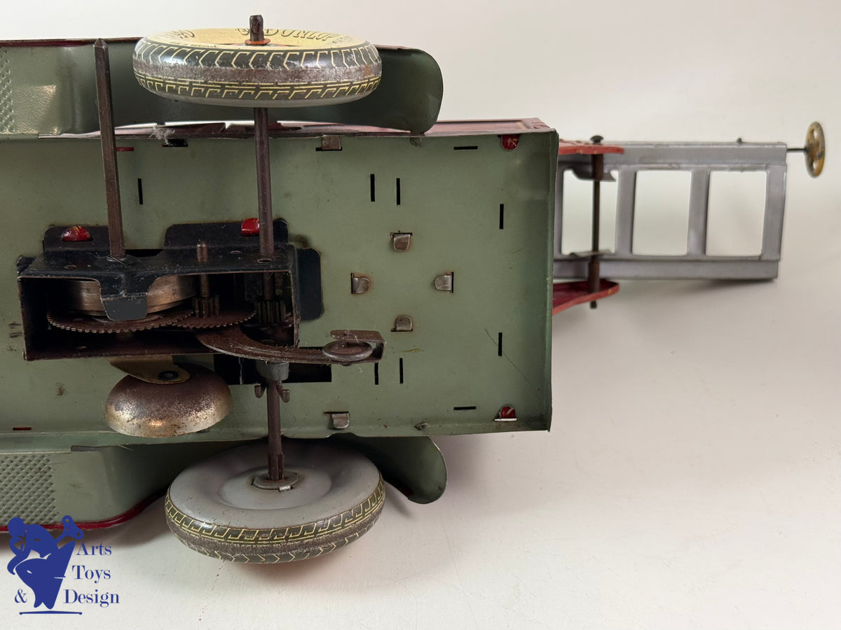 Antique toys TIPCO TC9590 LARGE FIRE TRUCK 60CM CLOCKWORK 1930