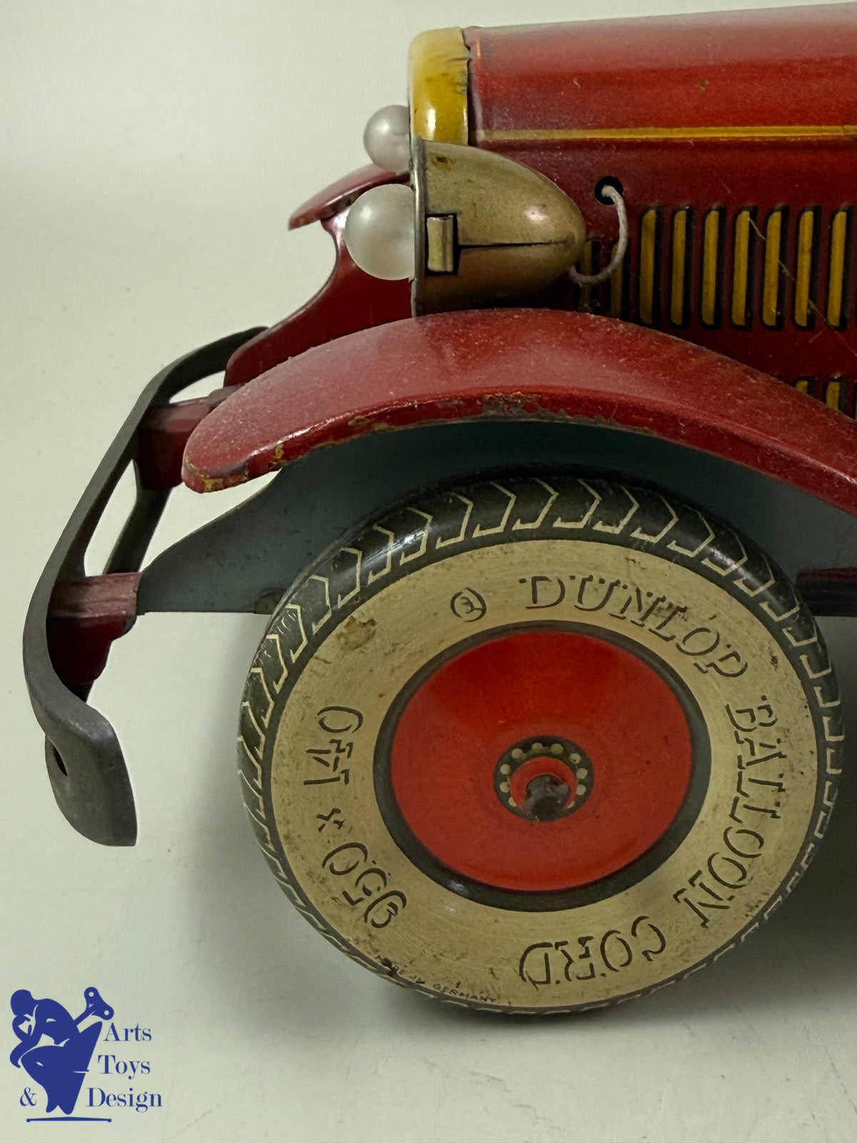 Antique toys TIPCO TC9590 LARGE FIRE TRUCK 60CM CLOCKWORK 1930