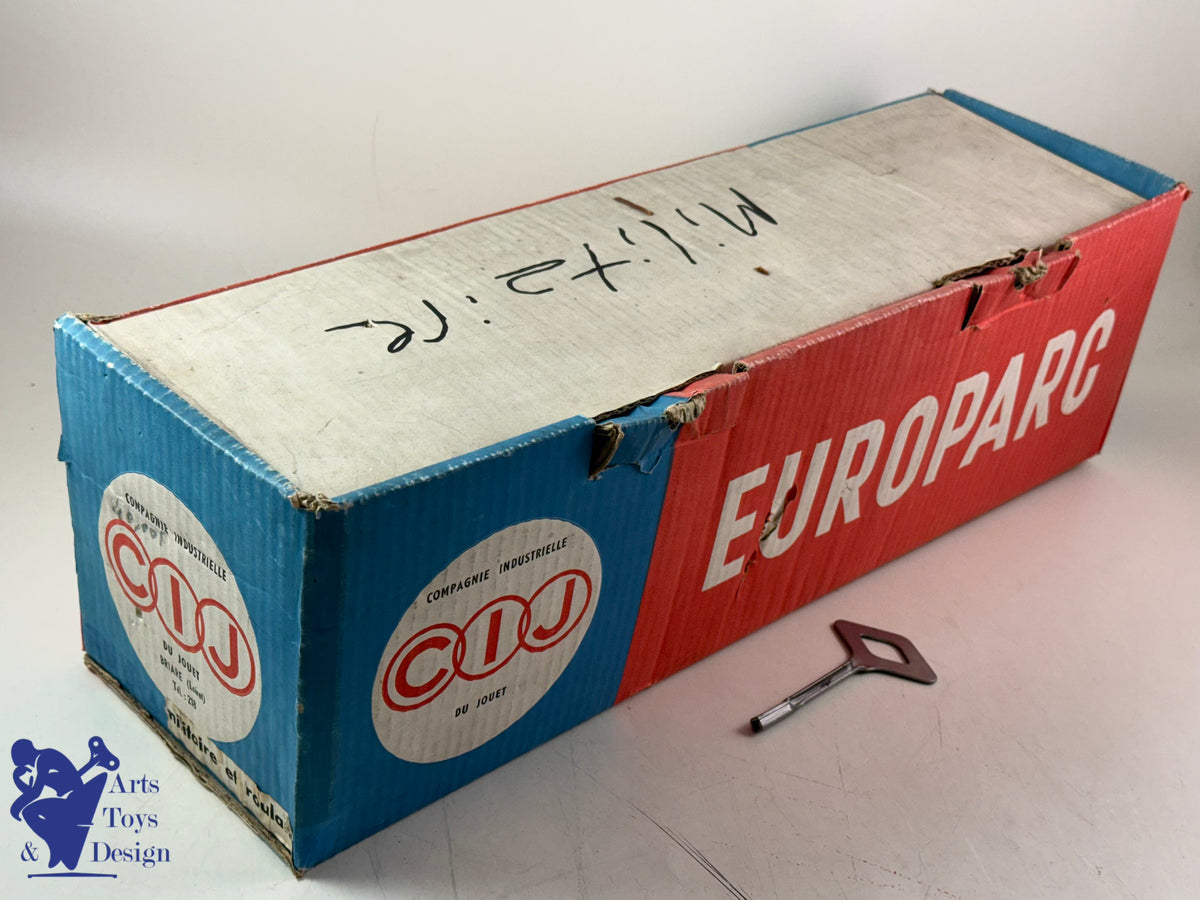 Antique toys CIJ RENAULT SAVIEM MILITARY W/ ROLLING KITCHEN C.1960 50CM