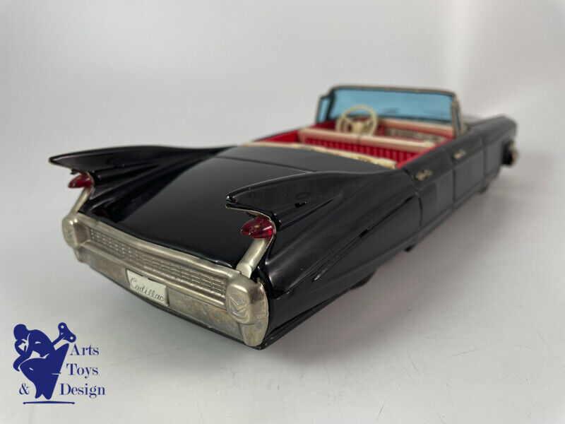 Antique toy Bandai Cadillac Convertible 60 'Model Auto Series Tin friction 30cm