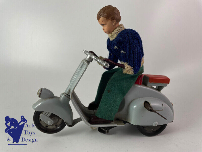 Antique toy paya rare scooter vespa clockwork l.16 cm c.1950