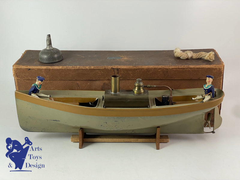 Antique toys Radiguet steam boat 42cm circa 1900 with box and sailors