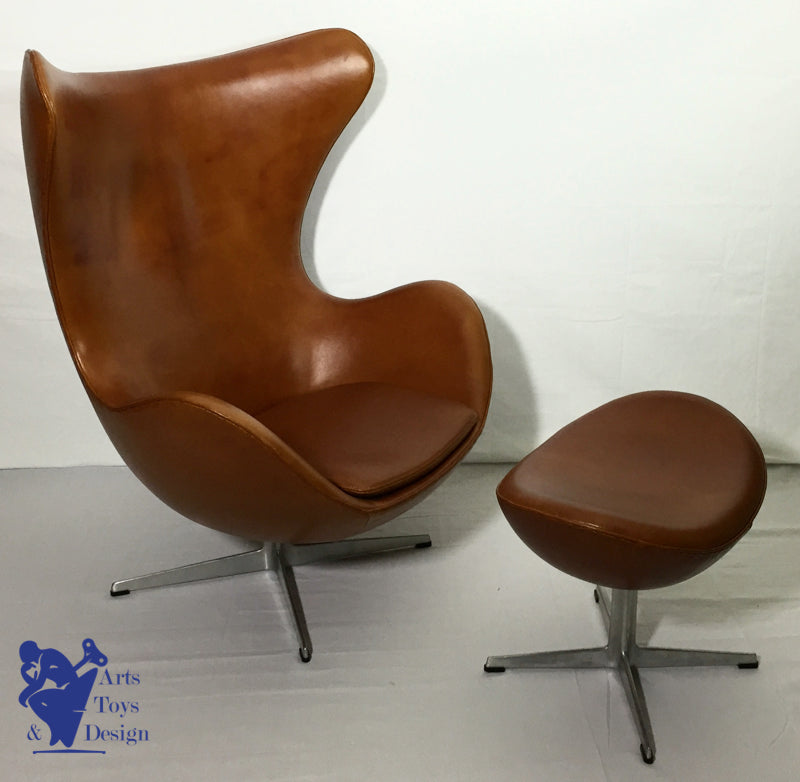 Arne Jacobsen Egg Chair and Ottoman 1st Serie 1958 Scandinavian design