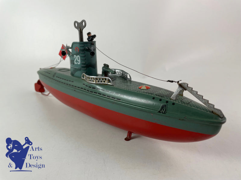 Antique toys Arnold Ref 2005 Submarine U Boat Clockwork Circa 1937