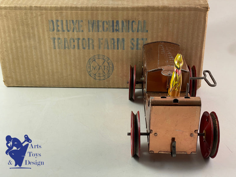 Marx USA Tractor Farm Set Deluxe clockwork circa 1940