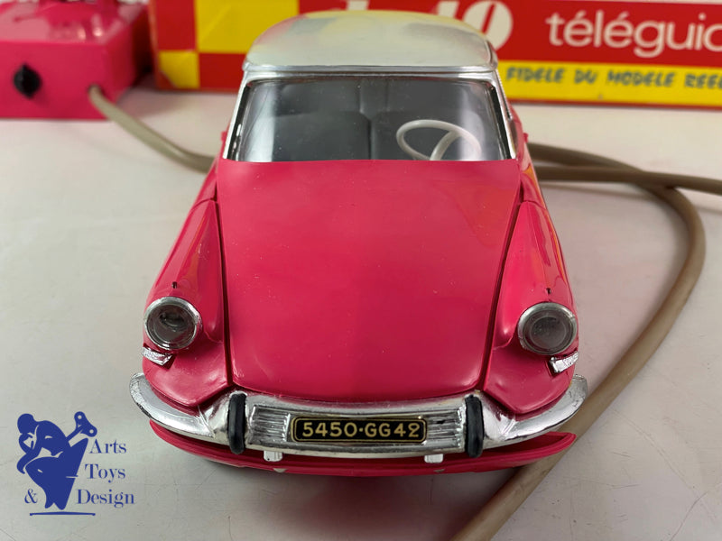 JOUET GEGE CITROEN DS 19 TELEGUIDEE ROSE 28CM 1965