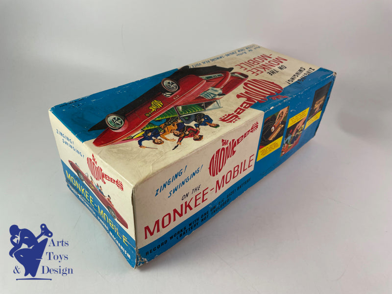 Antique toys ASC Aoshin Monkee Mobile Monkees Pontiac GTO Circa 1967 L 31cm